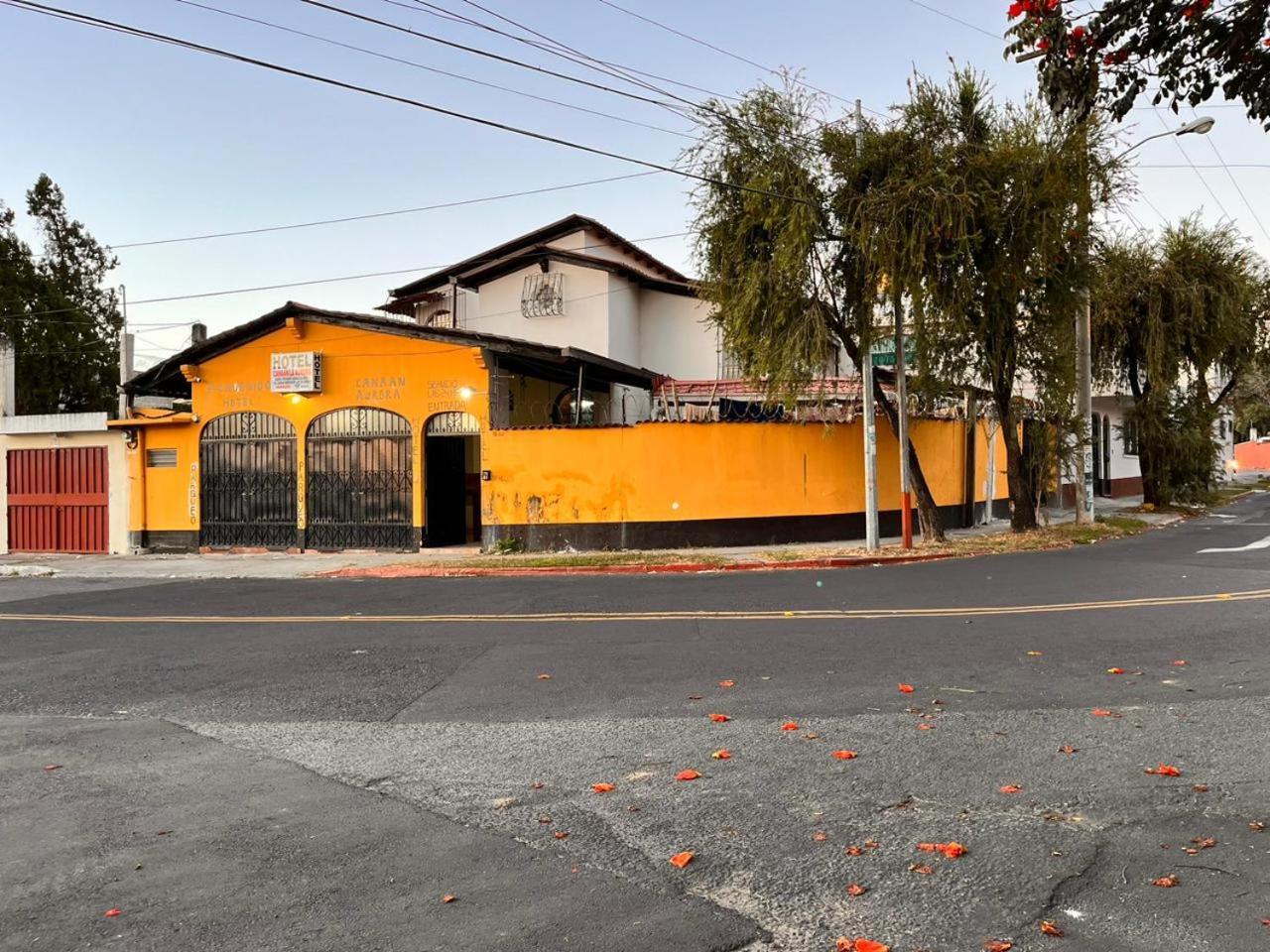 Hotel Canaan La Aurora Guatemala City Exterior photo